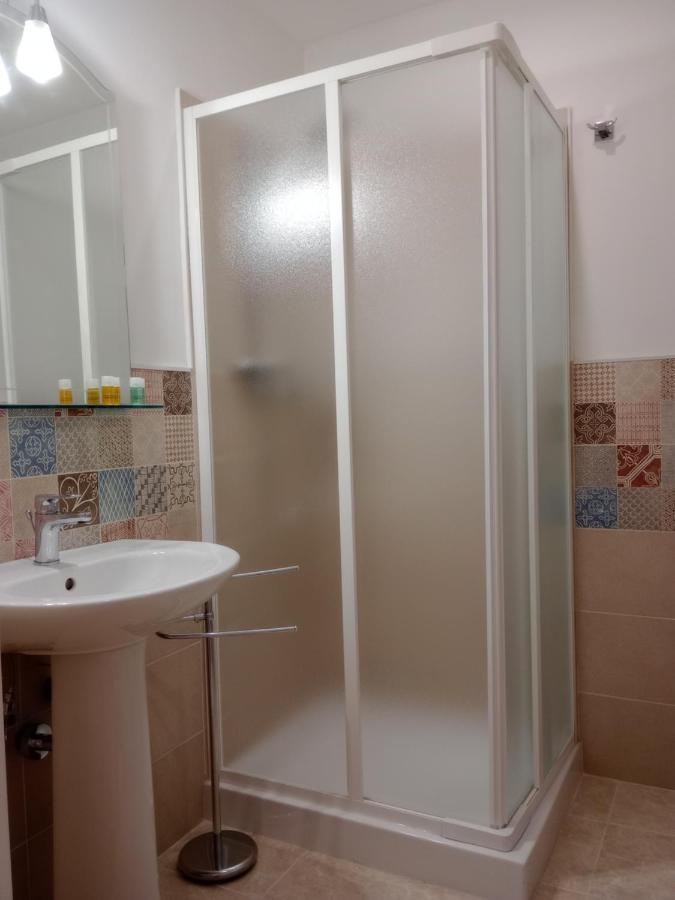 Bed and Breakfast La Valigia Sul Letto CTA Exterior foto
