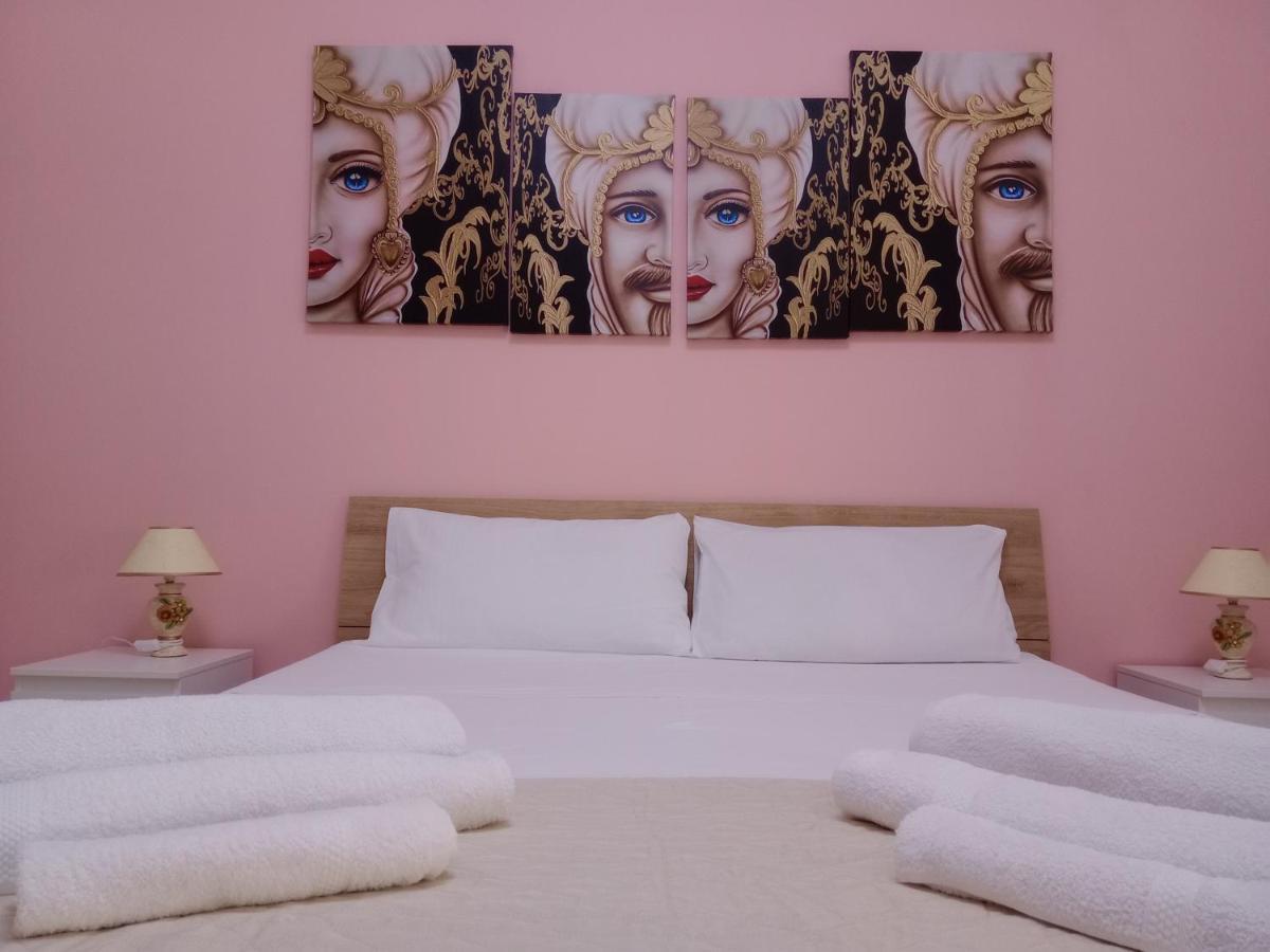 Bed and Breakfast La Valigia Sul Letto CTA Exterior foto